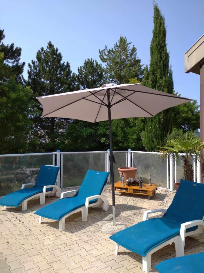 Tempo Hotel Millau Exterior photo