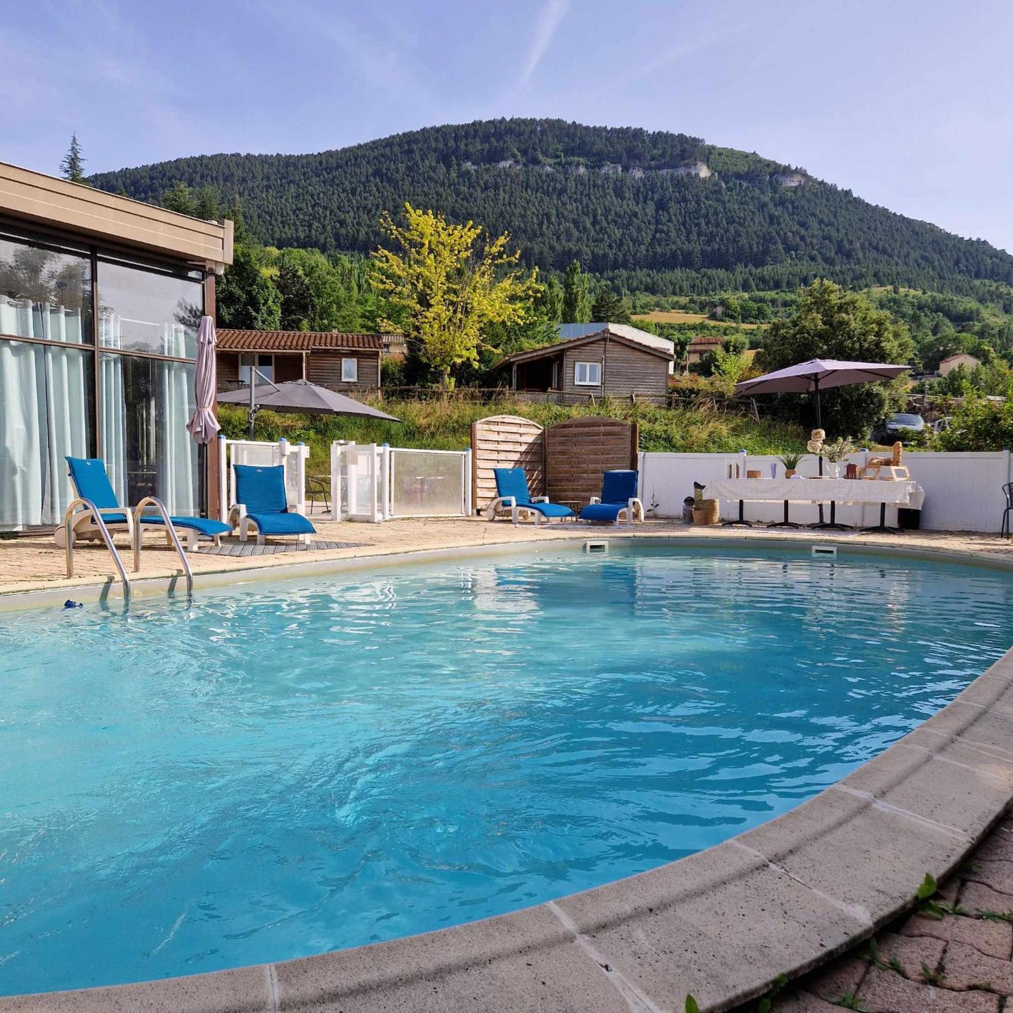 Tempo Hotel Millau Exterior photo